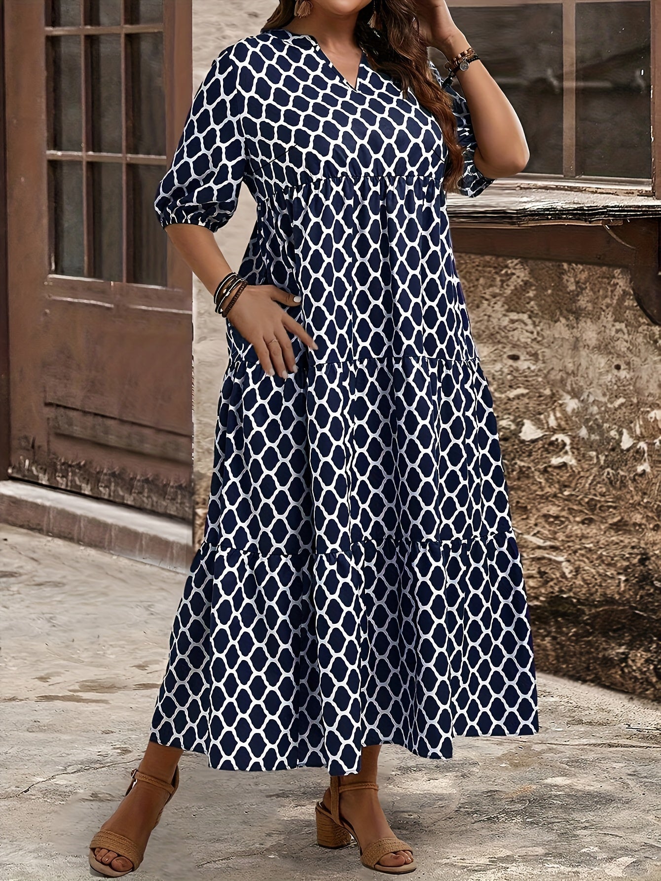 Carmen | Plus size geometric print dress